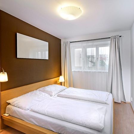 Downtown Suites Chlumova プラハ エクステリア 写真