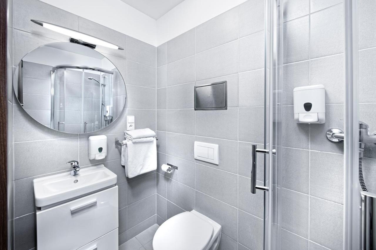 Downtown Suites Chlumova プラハ エクステリア 写真