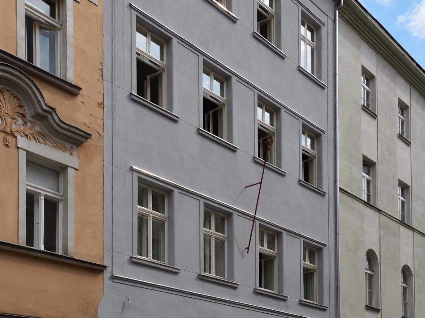 Downtown Suites Chlumova プラハ エクステリア 写真